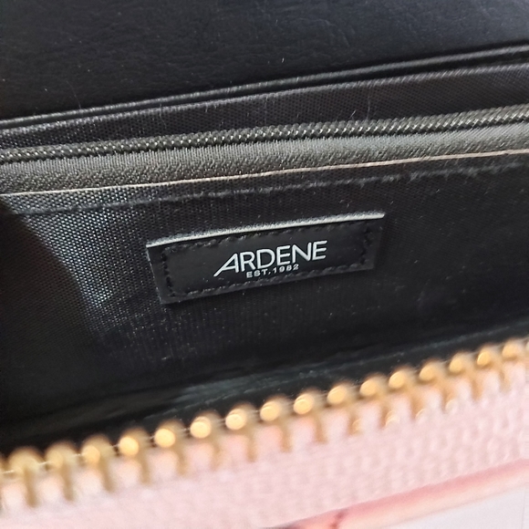 Ardene Pink Unicorn Wristlet Wallet - Picture 16 of 16